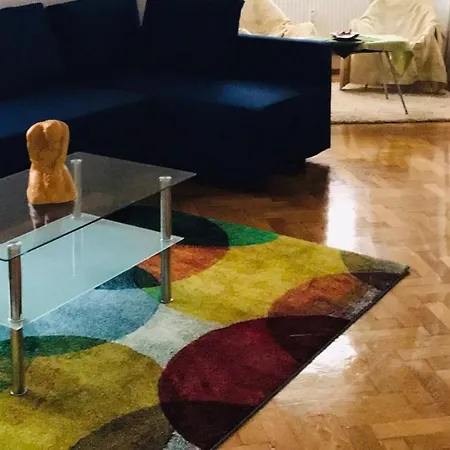 Lilian's Royal Apartment