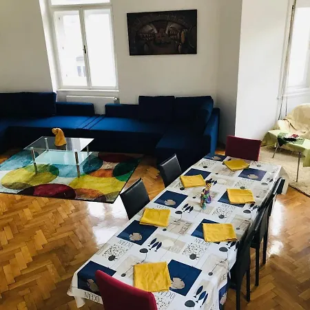Lilian's Royal Apartment