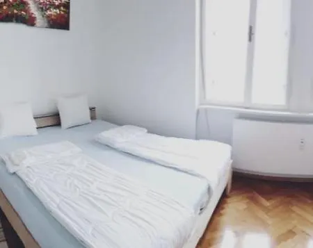 Lilian's Royal Apartment Graz